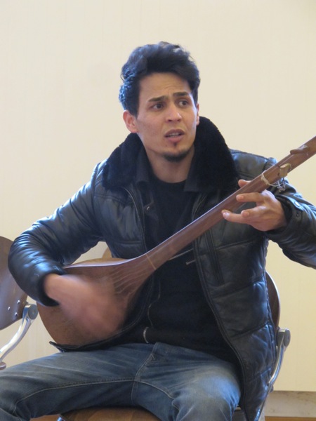 Bundesoberstufenrealgymnasium Innsbruck: Begegnung mit Flüchtlingen und deren Musikkulturen